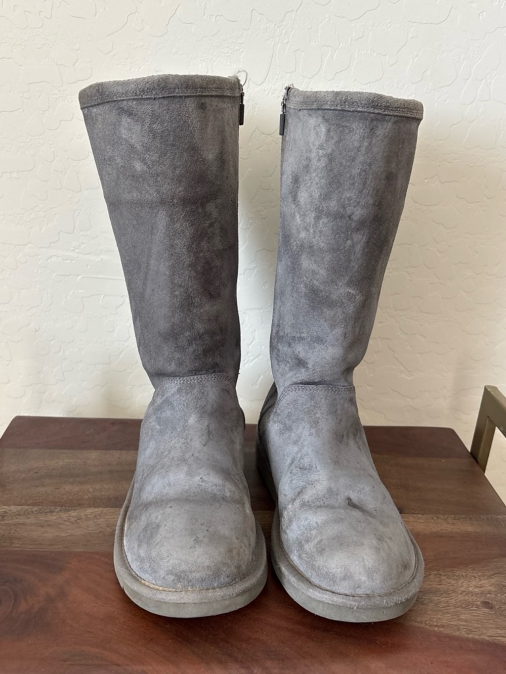 UGG women’s suede Classic Tall II grey F27018C S/N 1016224 inside fur 9